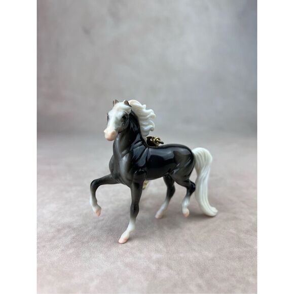 Breyer BreyerFest Stablemate Keychain Glossy Charcoal Morgan 2005 2000 Made - Picture 2 of 5